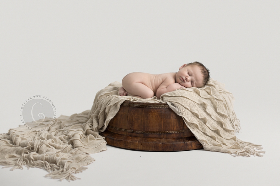 glow portrait newborn photographer