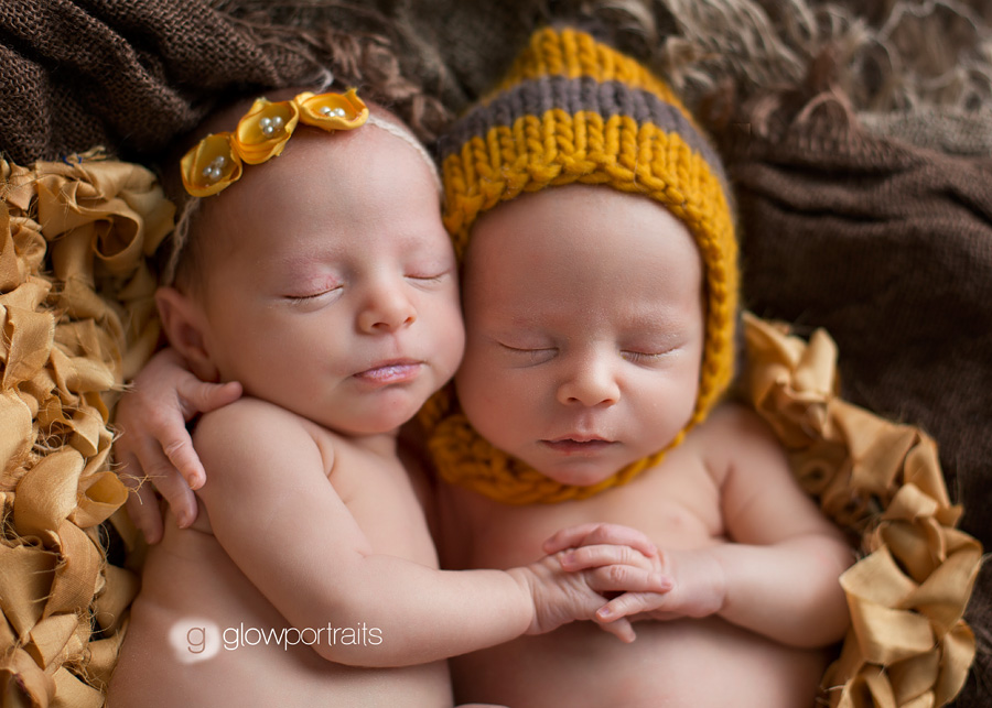 glow portraits, twin close up pose