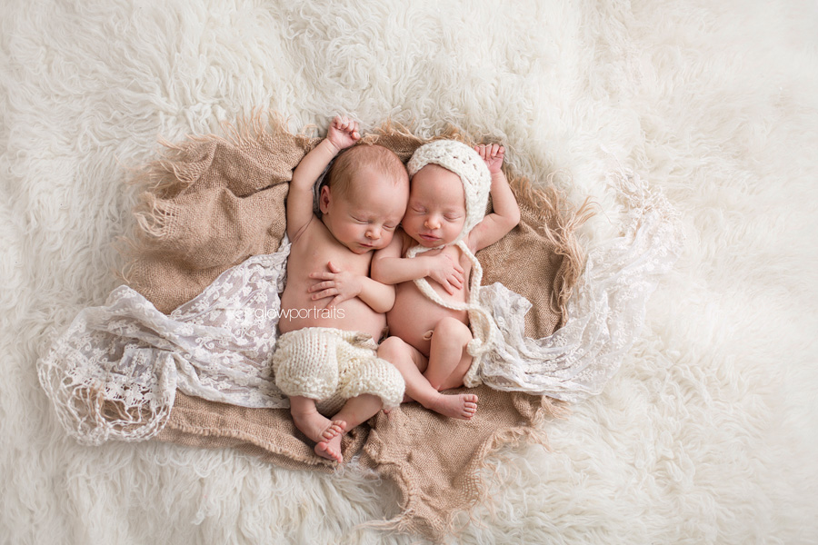 girl and boy twin pose