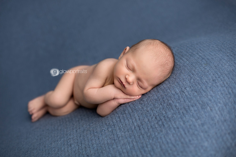 lying side pose newborn