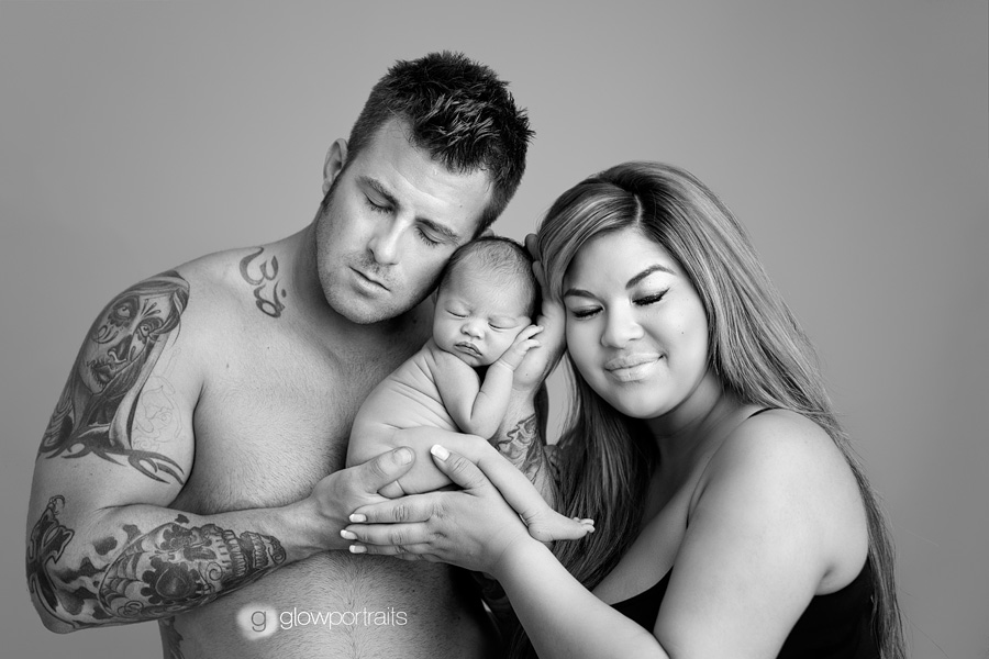 newborn photographer fort st john dad, mom and newborn baby pose