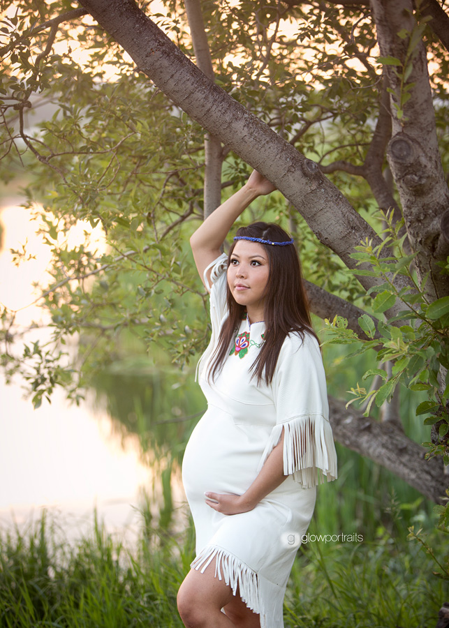 fort nelson, bc maternity photographer outdoor maternity session