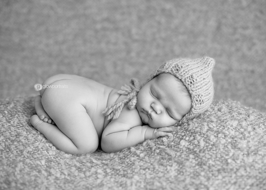 bump up in the air newborn pose