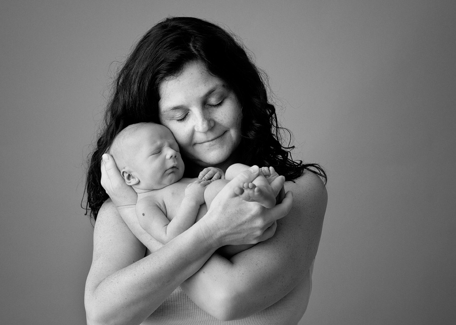 mom holding newborn
