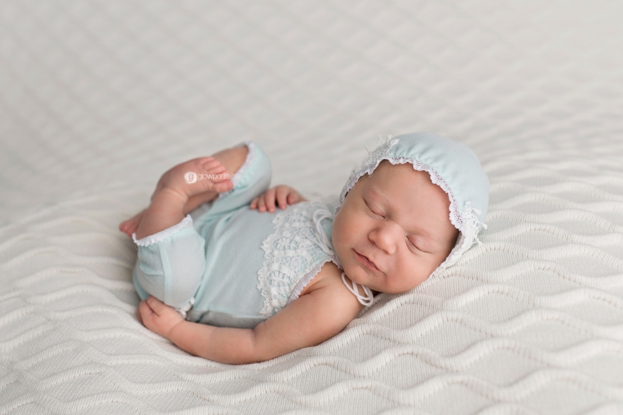 glow portraits newborn