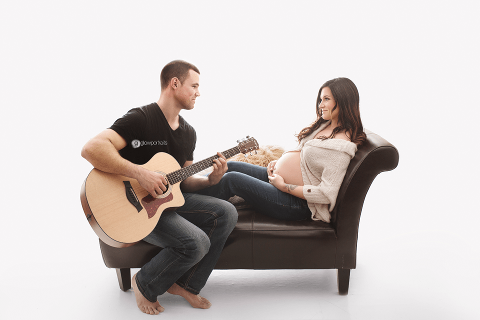 glow portraits maternity photographer