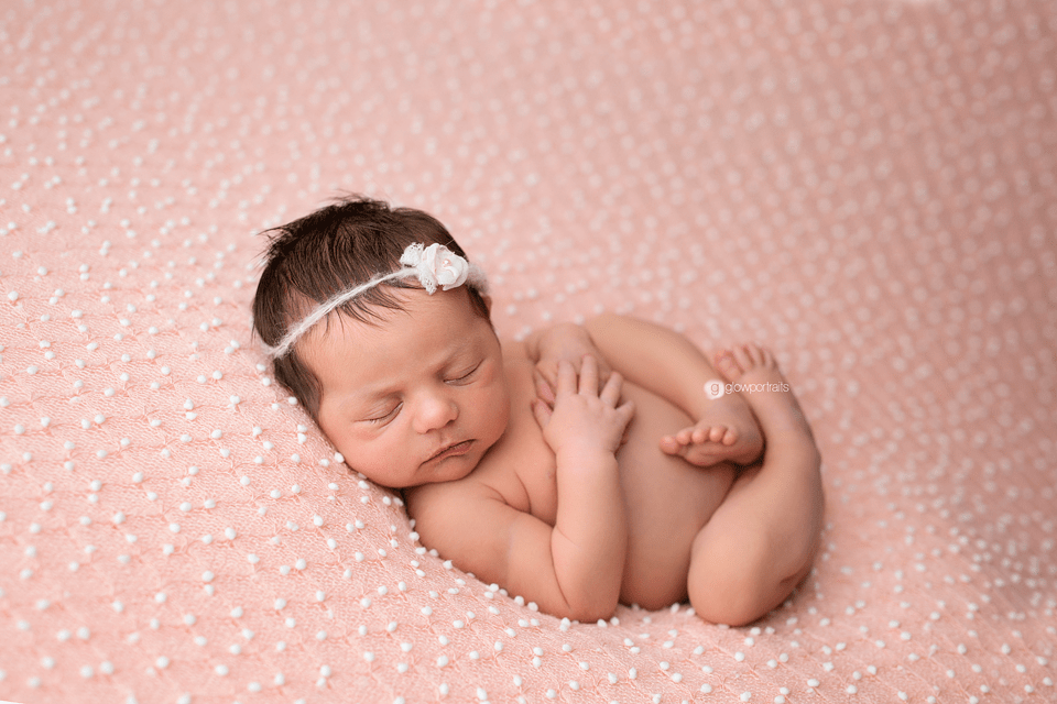 newborn-glow-portraits