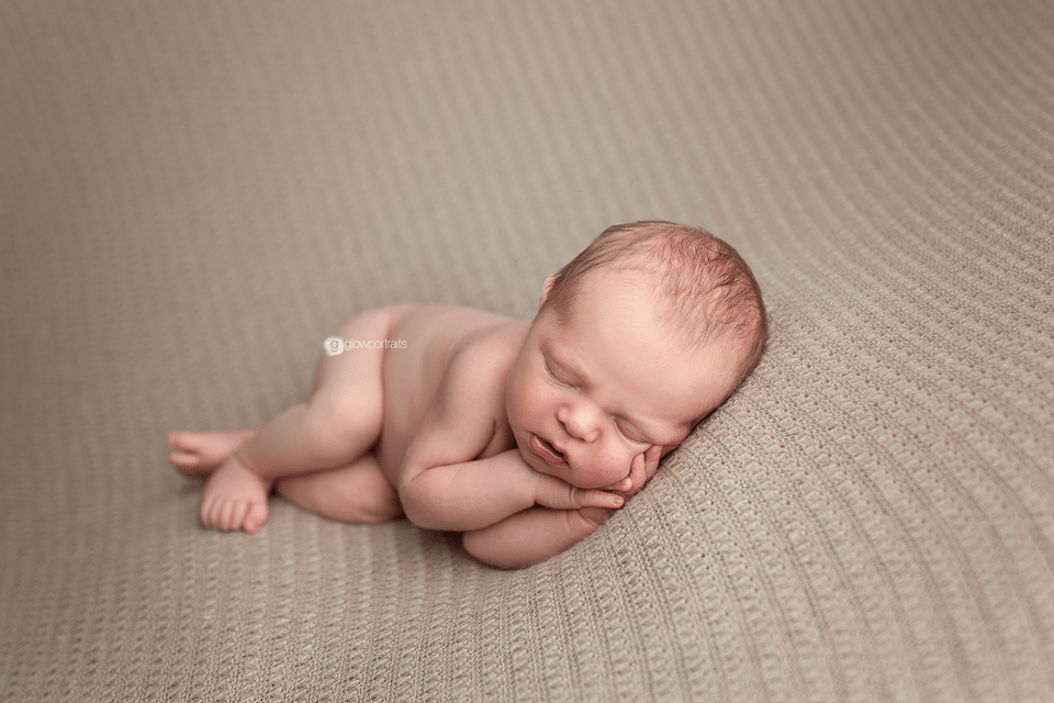 glow-portraits-newborn-photography