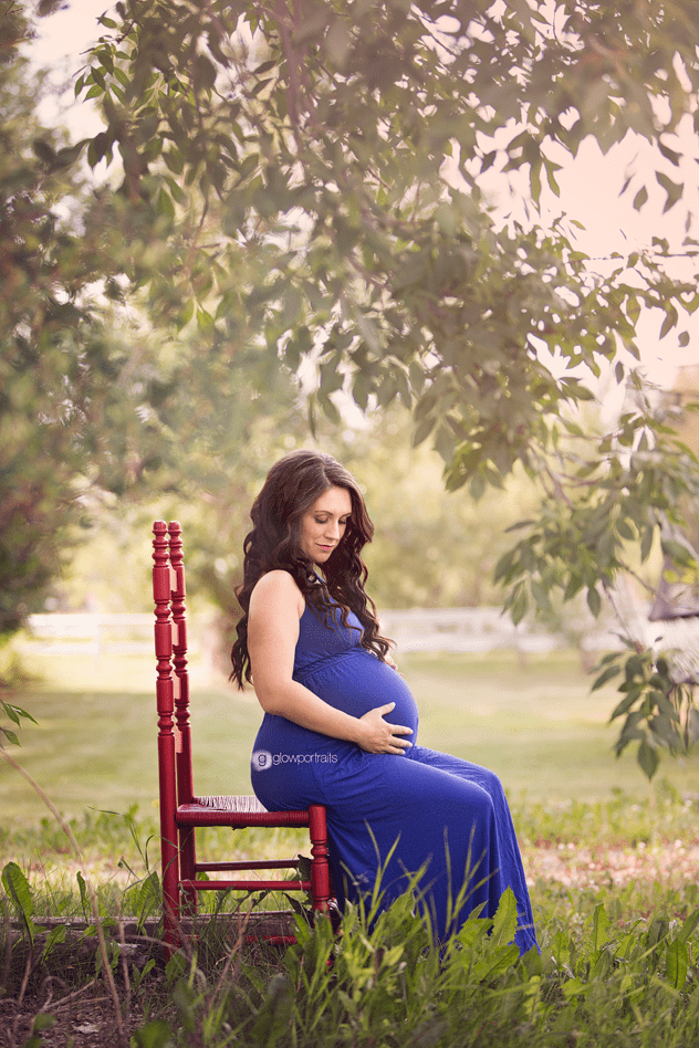 maternity photographer alberta