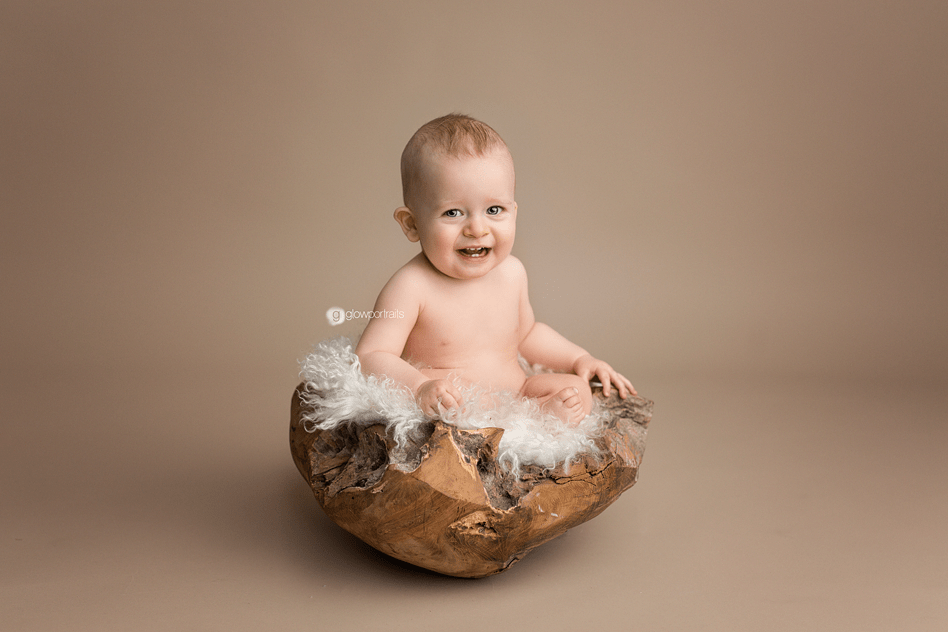 glow portraits baby photographer